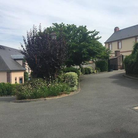 Beautiful Ground Floor 2 Bedroom Apartment Honfleur Exteriér fotografie