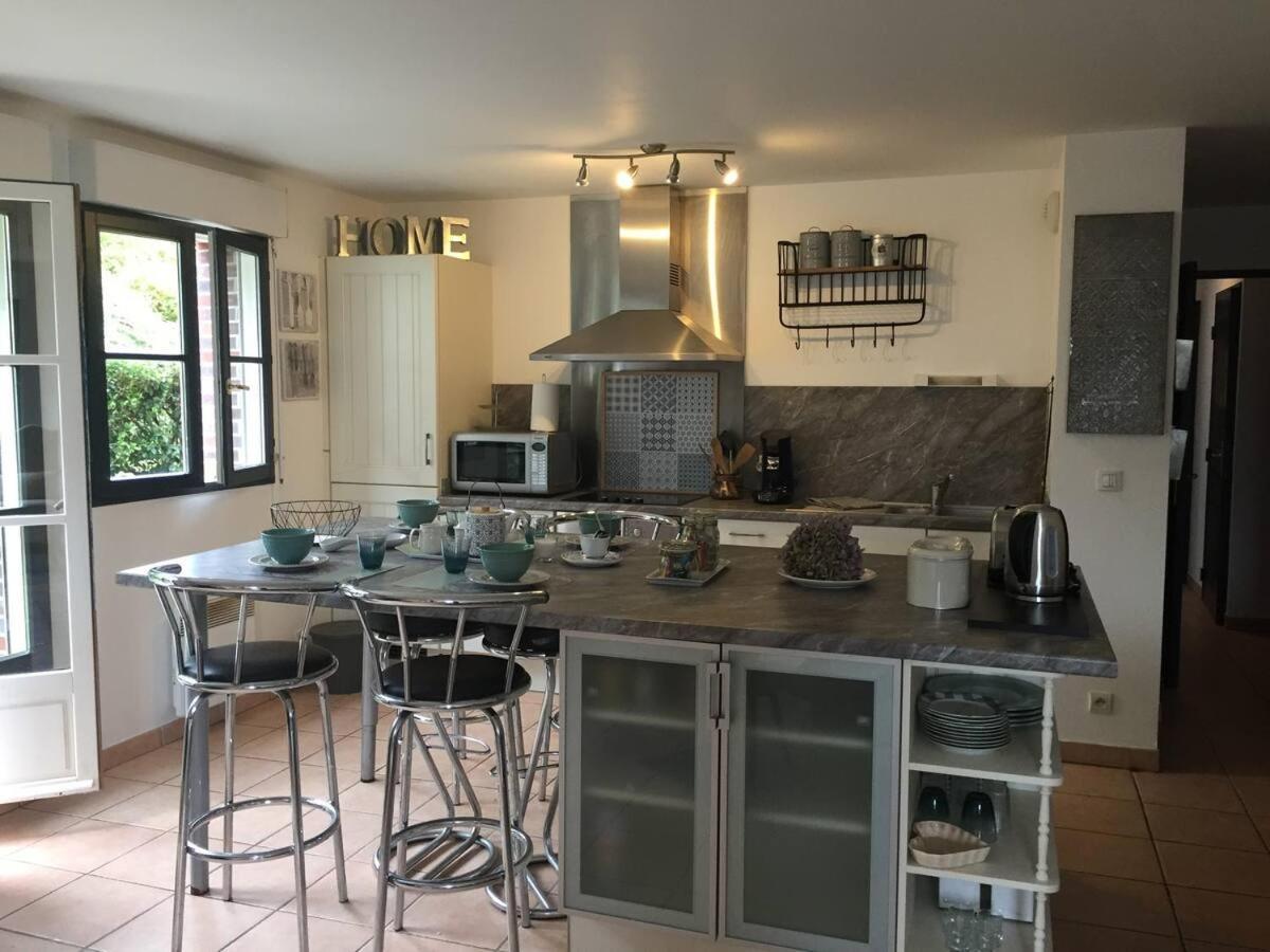 Beautiful Ground Floor 2 Bedroom Apartment Honfleur Exteriér fotografie